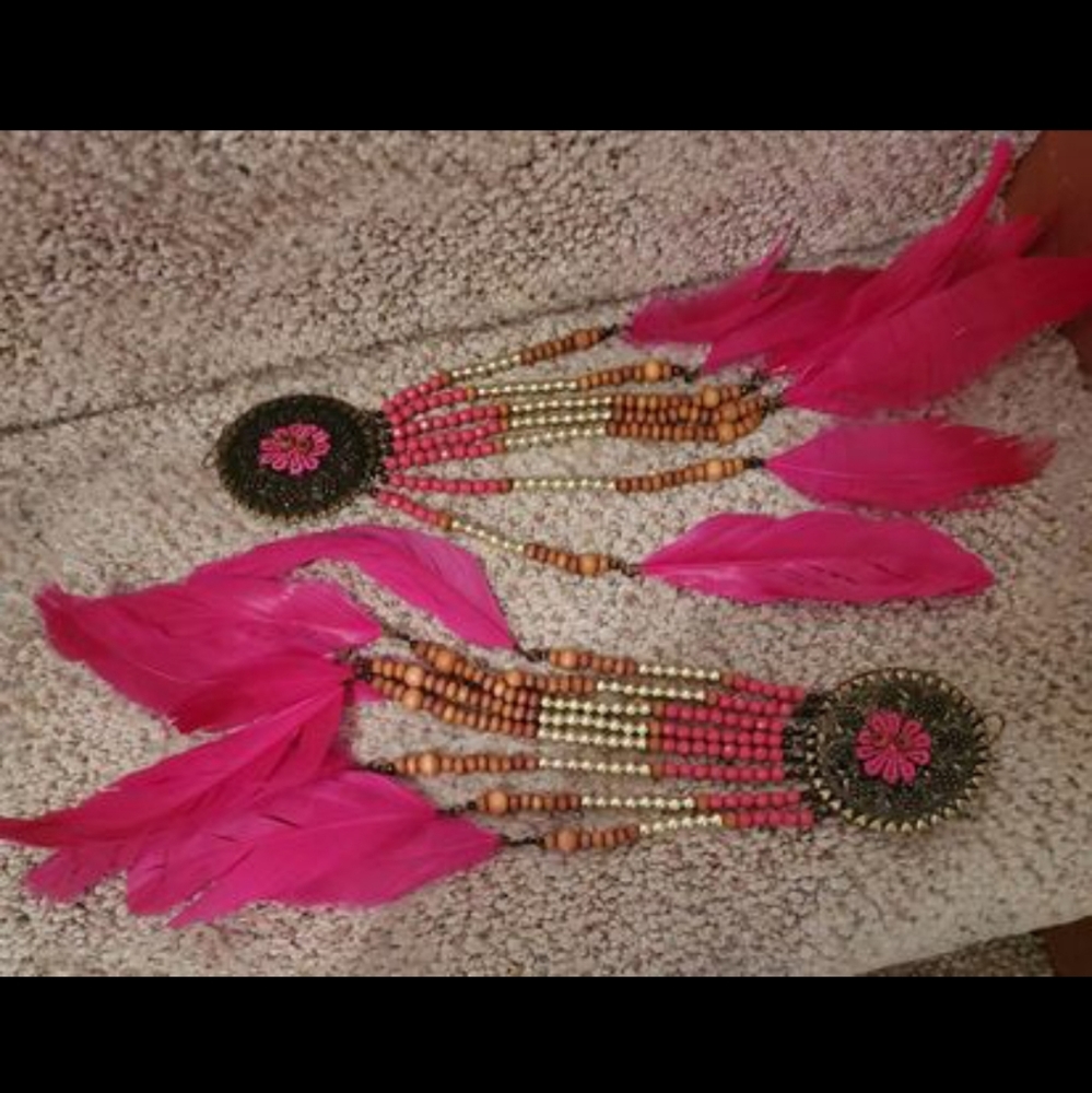 Earrings, boheime, nwot, fuschia